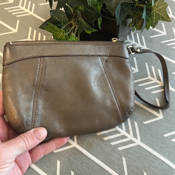 COACH Chrome Metallic Wristlet - Picture 8 of 12